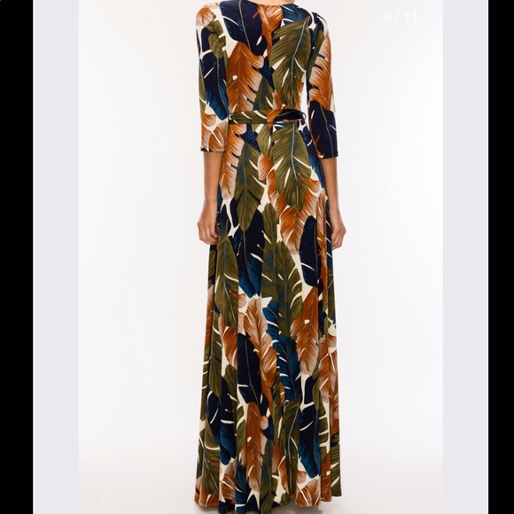 Black Maxi Floor-Length 3/4 Sleeve Dress - Picture 3 of 6